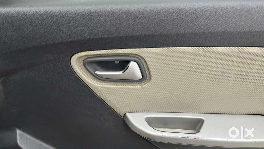 Maruti Suzuki Alto K10 Vxi Amt, 2016, Petrol