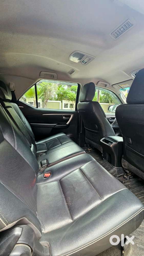 Toyota Fortuner 4x2 Mt 2.8 Diesel, 2021, Diesel