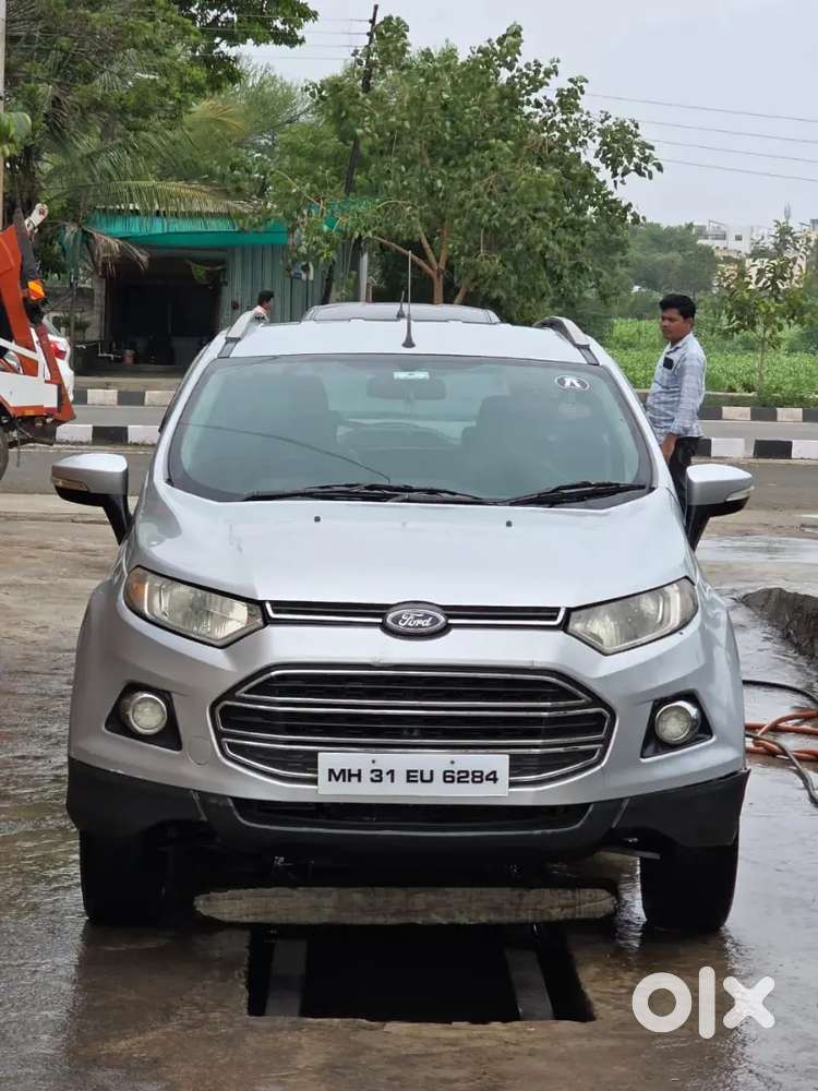 Ford Ecosport Tyre 70 % Insurance Expire Well Maintained New Seat