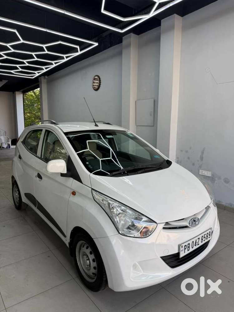 Hyundai Eon Era+ Se, 2017, Petrol