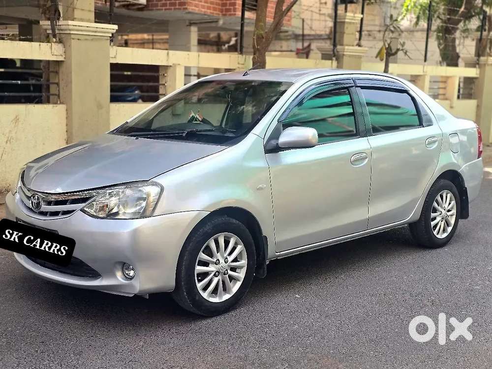 Toyota Etios 2010-2012 G, 2011, Petrol
