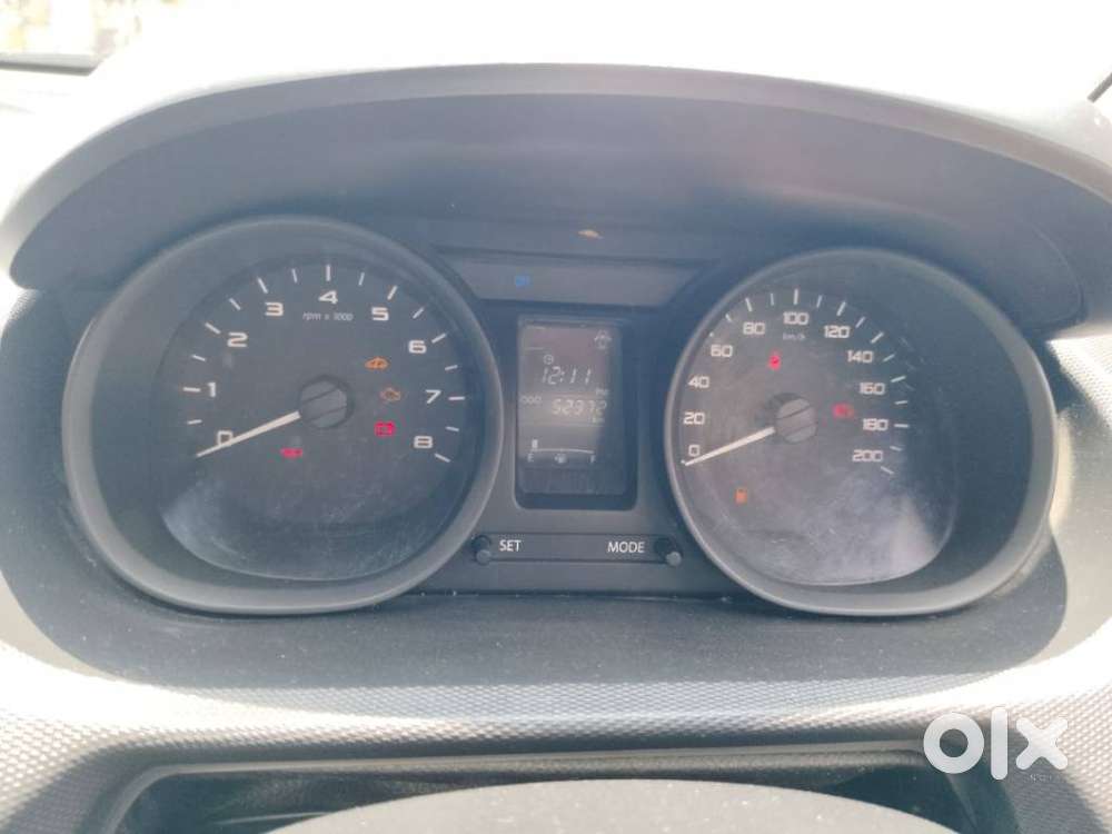 Tata Tiago 1.2 Revotron Xt (o), 2017, Petrol