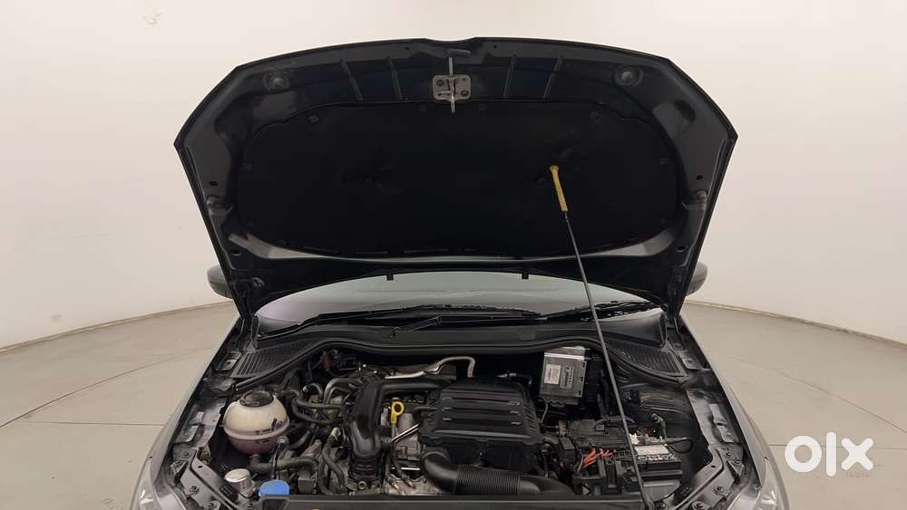 Volkswagen Vento 1.6 Highline, 2021, Petrol