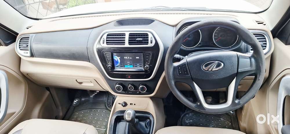 Mahindra Tuv 300 T10, 2019, Diesel