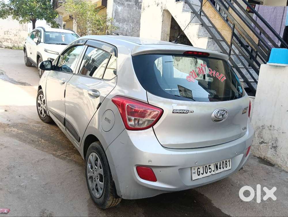 Hyundai I10 2015 Cng & Hybrids Good Condition