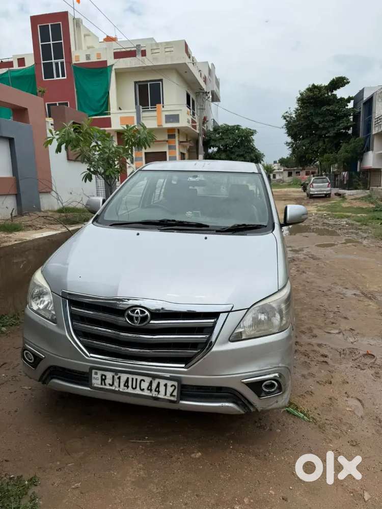 Toyota Innova Diesel 2012 Year
