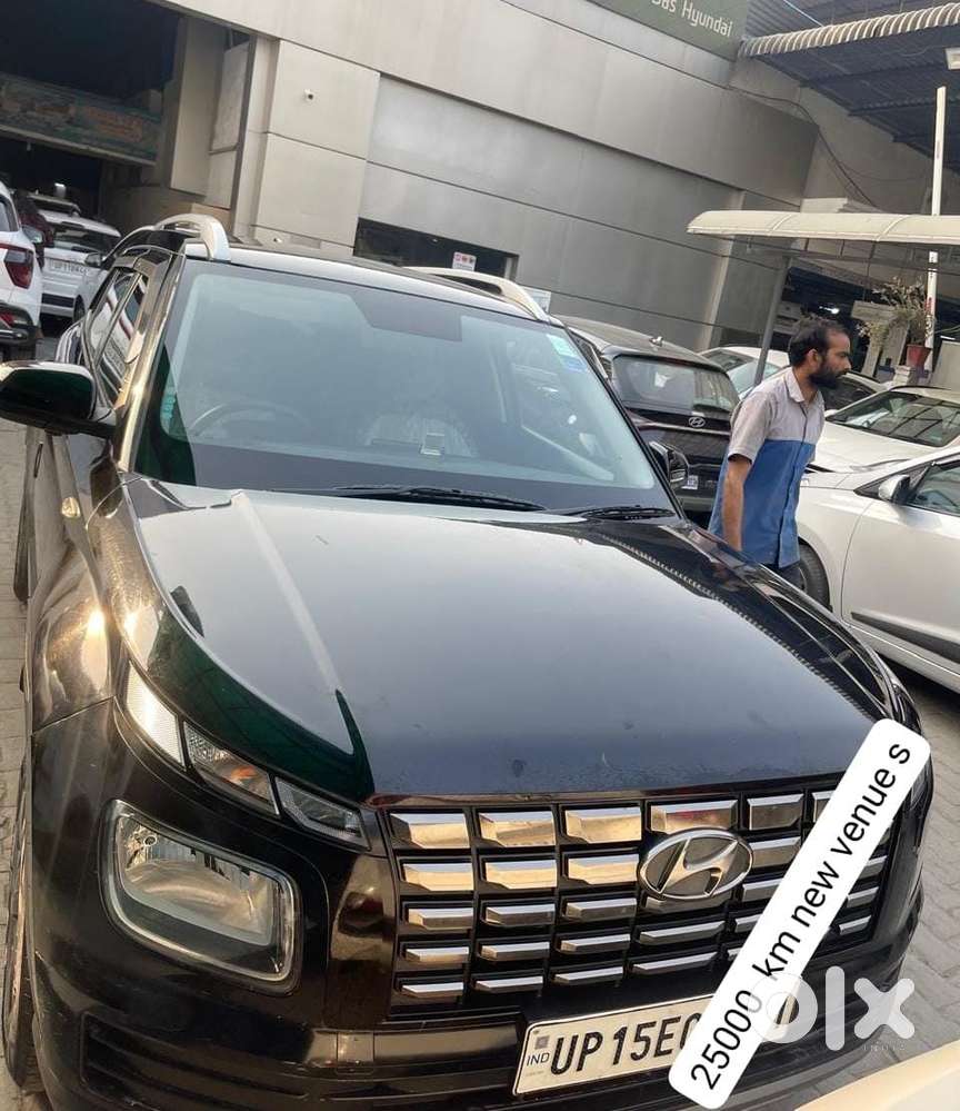 Hyundai Venue S Turbo, 2023, Petrol