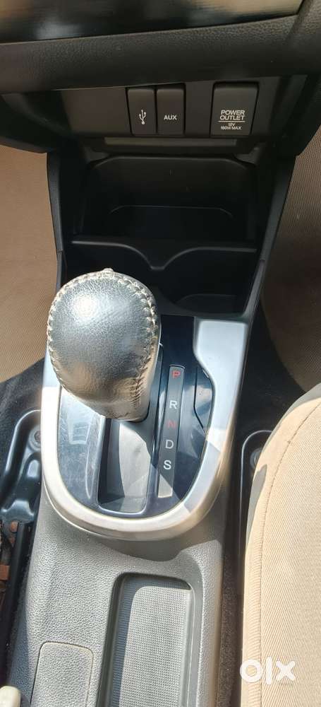 Honda Jazz V Cvt, 2017, Petrol