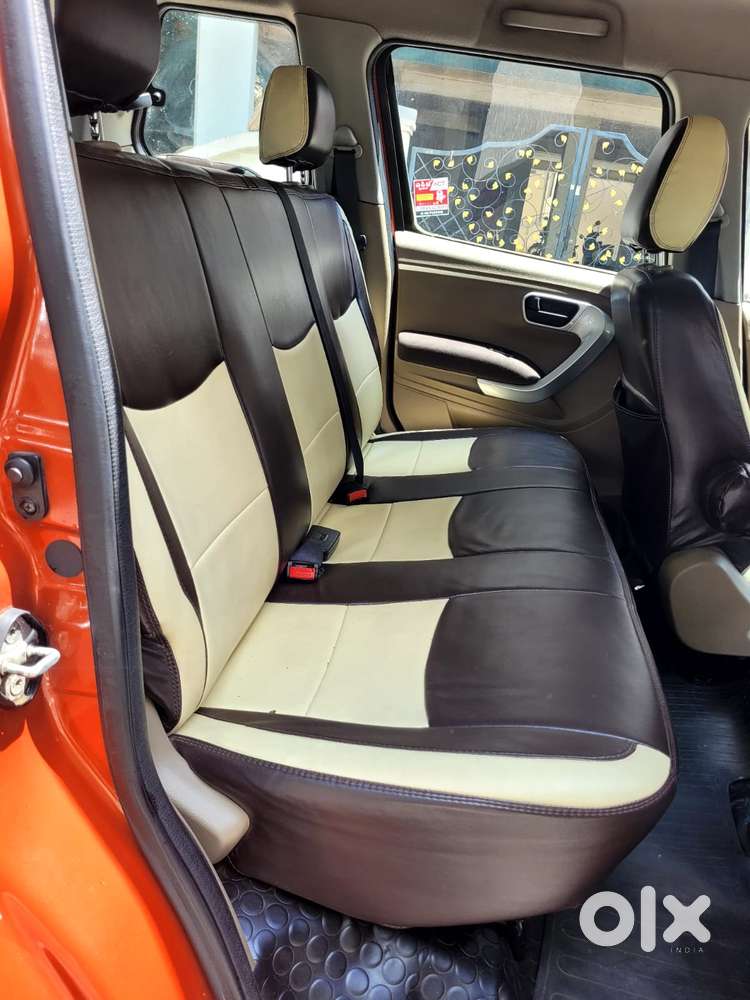 Mahindra Tuv 300 T8, 2017, Diesel