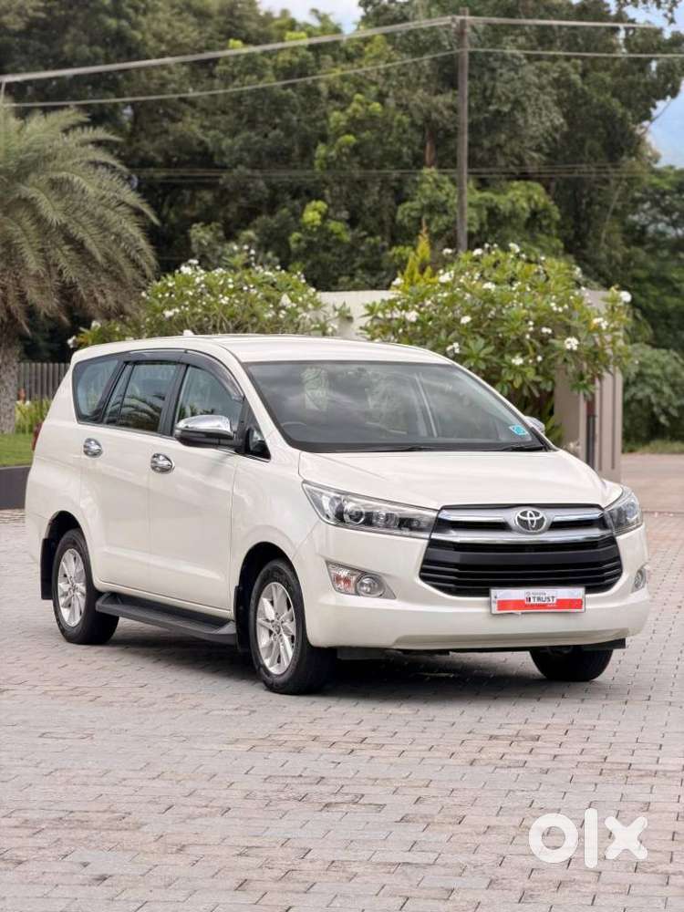 Toyota Innova Crysta 2.4 V 8 Str, 2018, Diesel