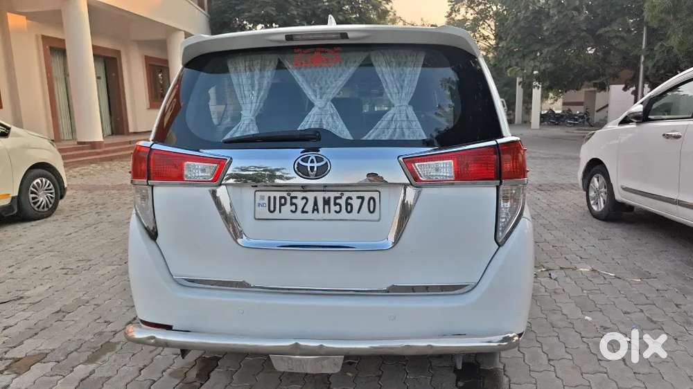Toyota Innova Crysta 2017