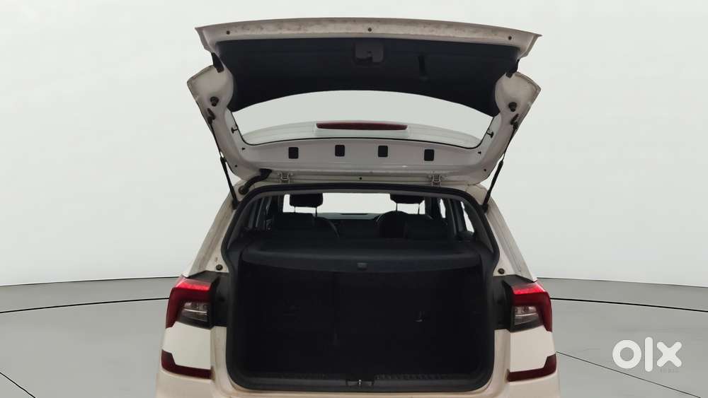 Skoda Kushaq 1.0 Ambition Classic Tsi At, 2021, Petrol