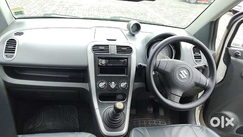 Maruti Suzuki Ritz Vxi, 2013, Petrol