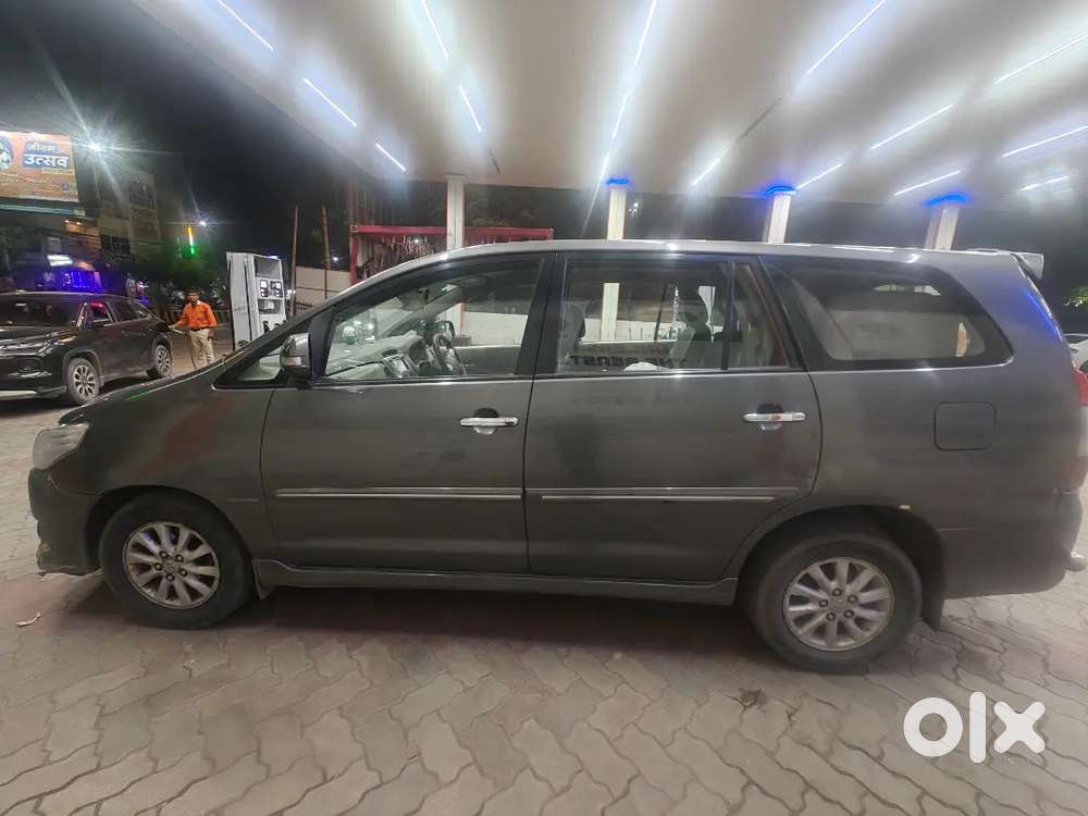 Toyota Innova Car 2013 Diesel Good Condition