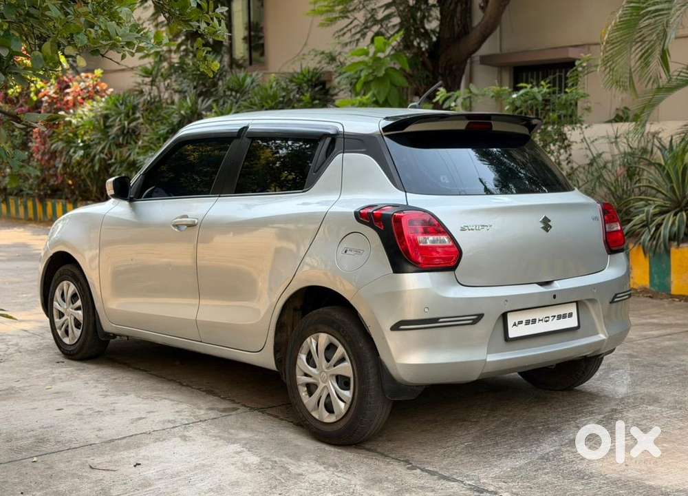 Maruti Suzuki Swift 2021 Showroom Maintained