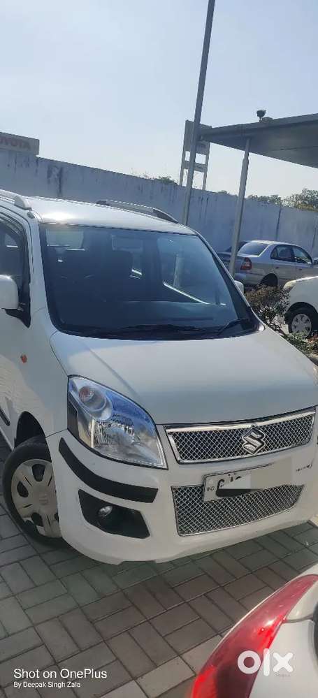 Wagonr Vxi 2015 Model (white)