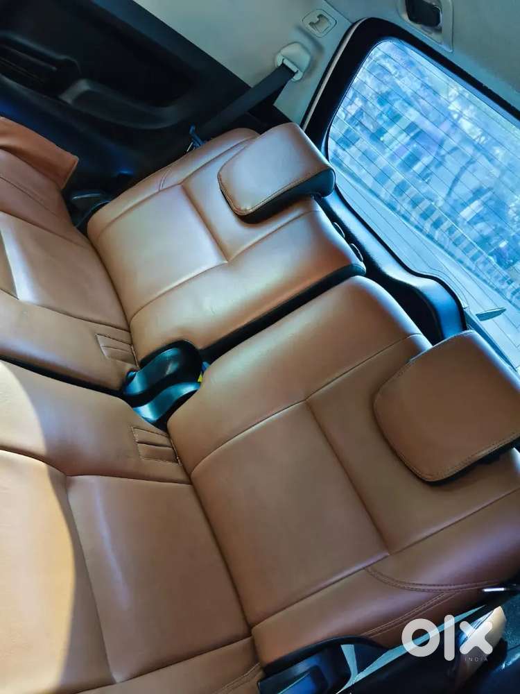 Toyota Innova Crysta 2019