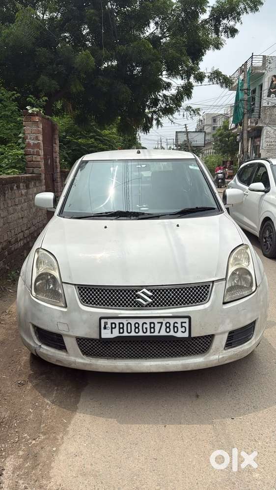 Maruti Suzuki Dzire 2015
