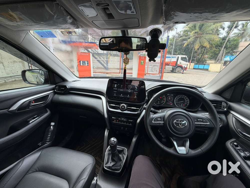 Toyota Petrol Manual 2024 Car