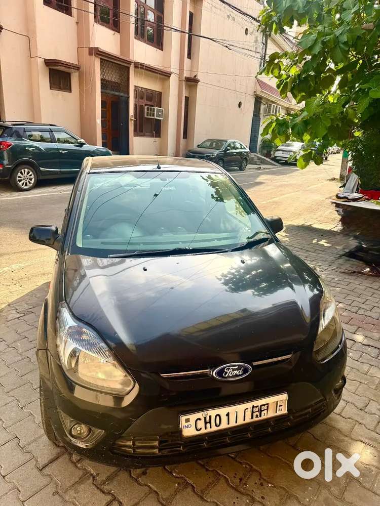 Ford Figo 2012 Diesel 180000 Km Driven