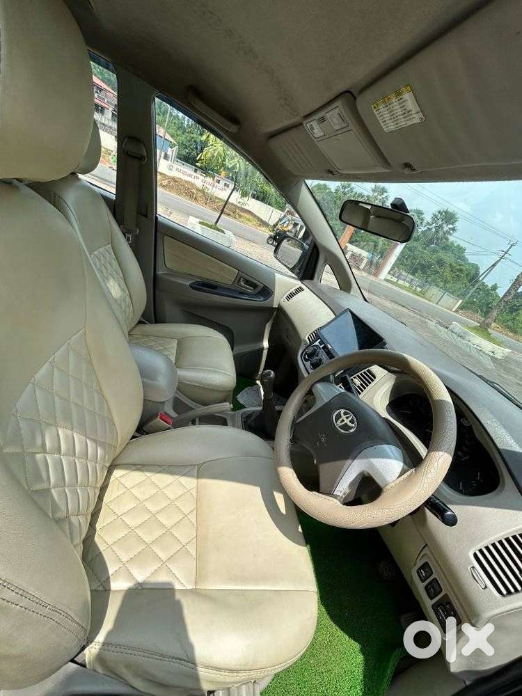 Toyota Innova 2.5 Ev Ps 8 Str, 2014, Diesel