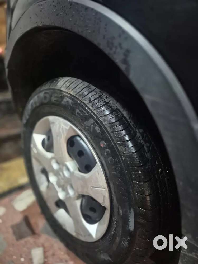 Mahindra Xuv300 2022 Petrol