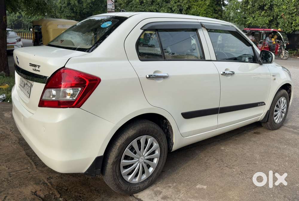 Maruti Suzuki Swift Dzire Lxi Optional-o, 2016, Petrol