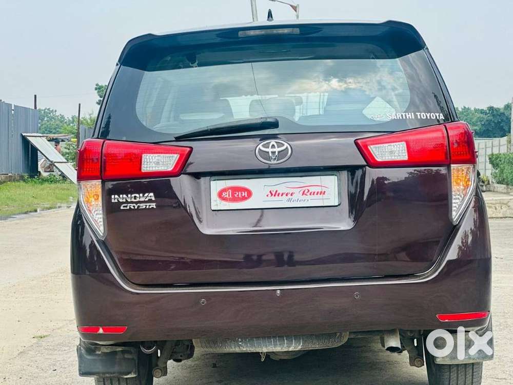 Toyota Innova Crysta 2.4 G Mt, 2017, Diesel