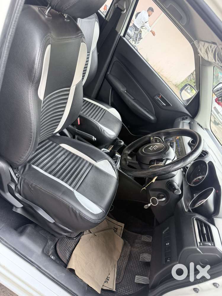 Maruti Suzuki Swift Vxi + Manual, 2021, Petrol