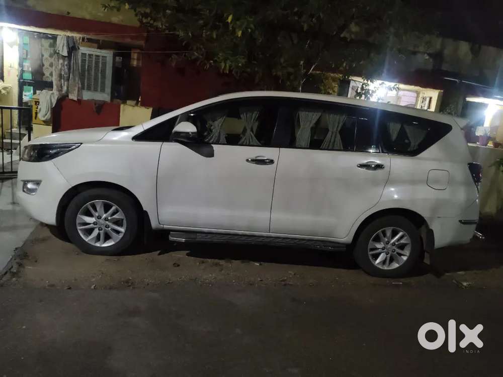Toyota Innova Crysta 2020 Diesel 100000 Km Driven