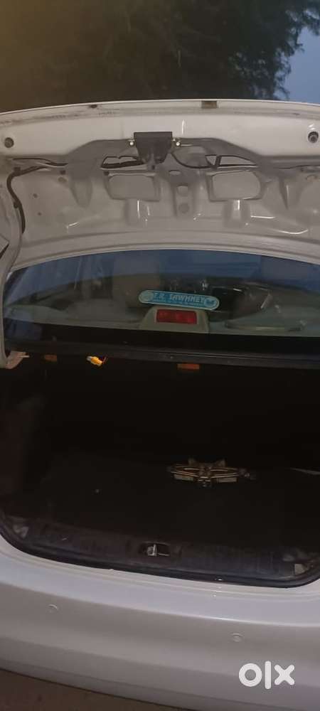 Maruti Suzuki Dzire 2015