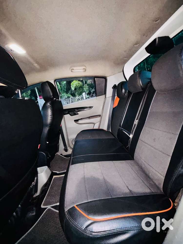 Mahindra Kuv 100, 2016, Petrol