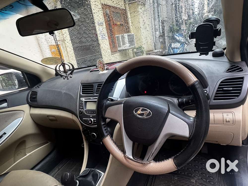 Hyundai Verna Petrol 2013