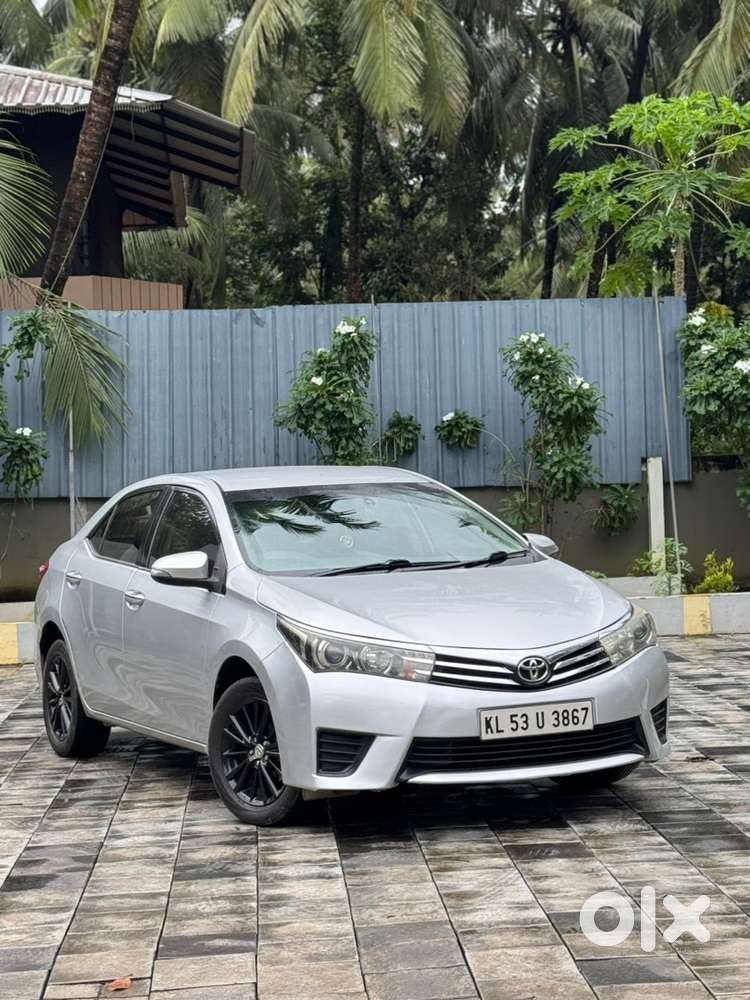 Toyota Corolla Altis 2015
