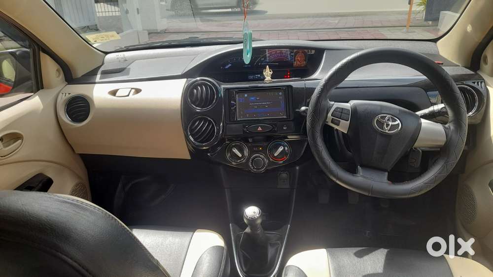 Toyota Etios Liva 1.2 Vx, 2019, Petrol