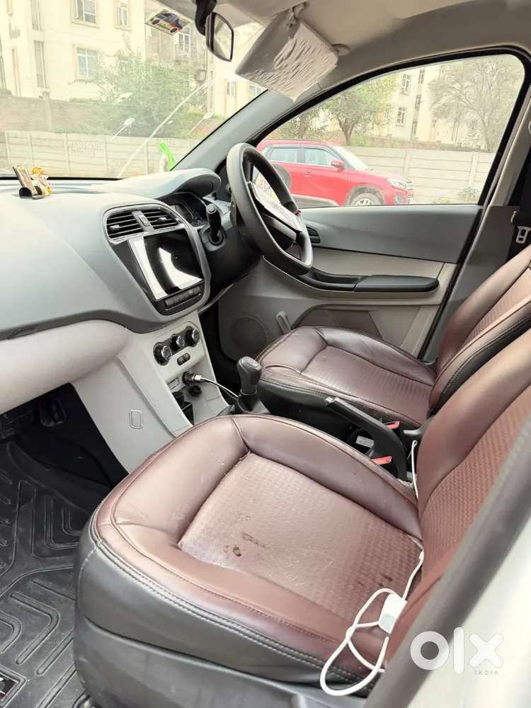 Tata Tiago Revotron Xe 2025 Cng Hybrid