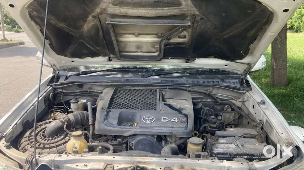 Toyota Fortuner 2012 Diesel Well Maintained