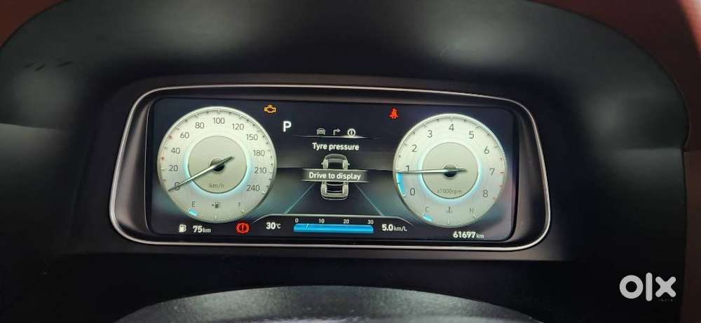 Hyundai Alcazar 2.0 Signature (o) Petrol At 6 Str, 2021, Petrol