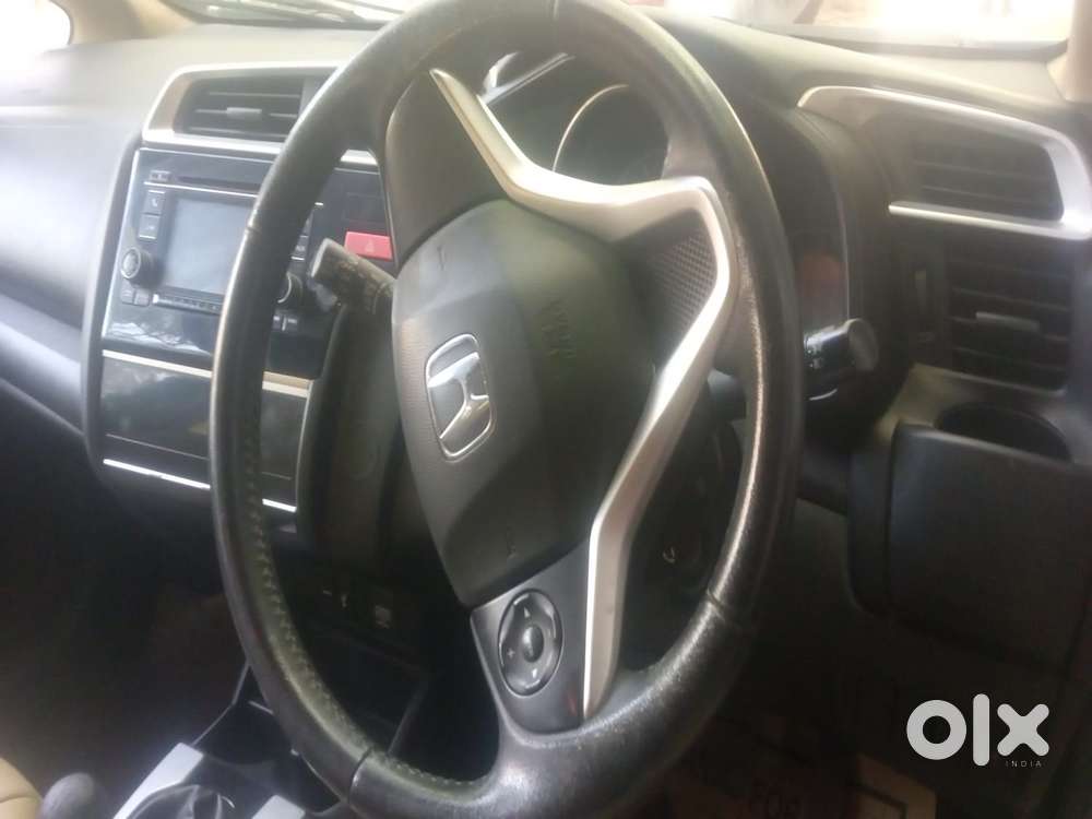 Honda Jazz [2020-2023] 1.2 V I-vtec Mt, 2015, Petrol