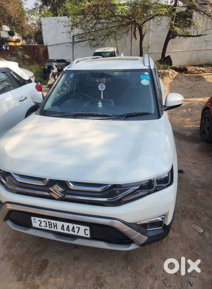 Maruti Suzuki Brezza 1.5 Zxi Cng, 2023, Cng & Hybrids