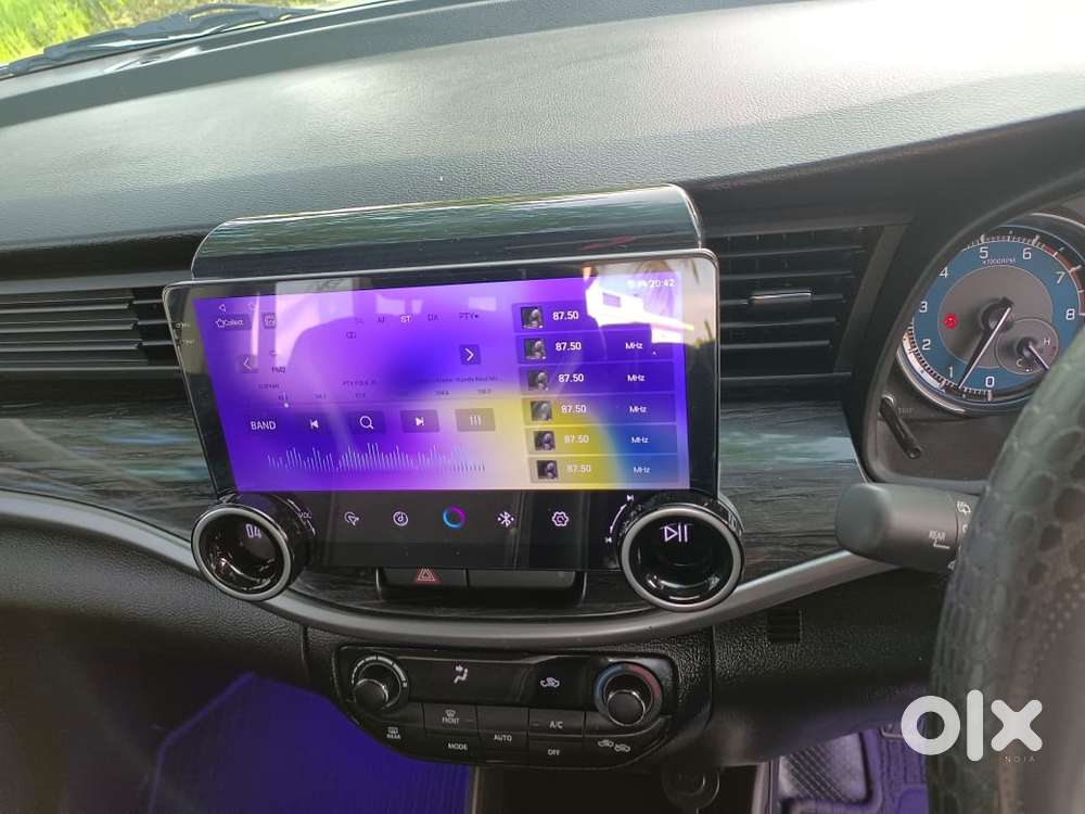 Maruti Suzuki Xl6 1.5 Zeta Mt, 2024, Petrol