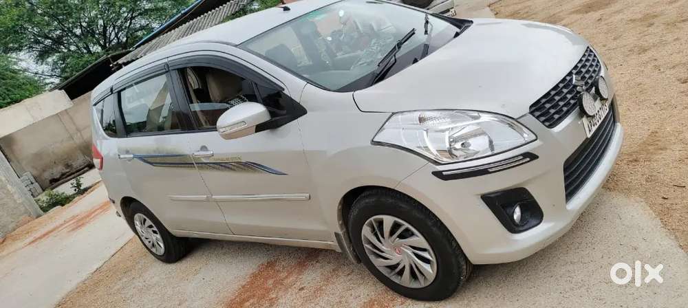Maruti Suzuki Ertiga 2014 Diesel 830000 Km Driven