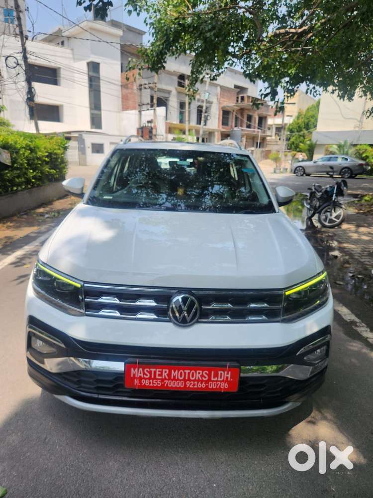 Volkswagen Taigun 1.0 Tsi Topline At, 2022, Petrol