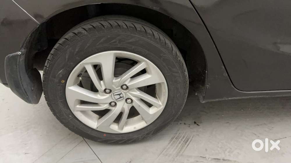 Honda Jazz [2020-2023] 1.2 V I-vtec Mt, 2016, Petrol