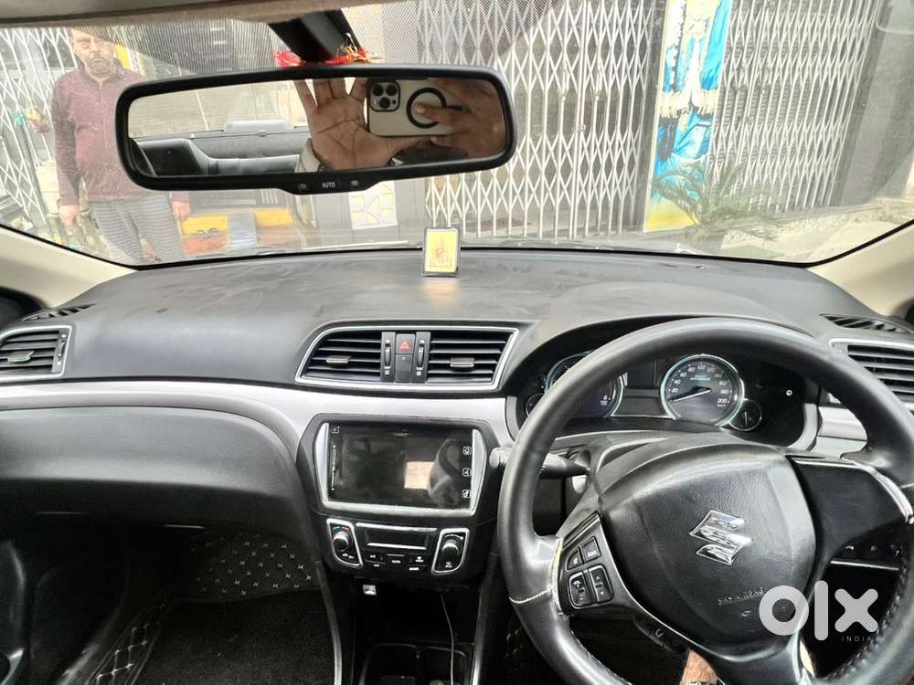 Maruti Ciaz 2018 टॉप मॉडल डीज़ल गाड़ी, 25 का माइलेज।