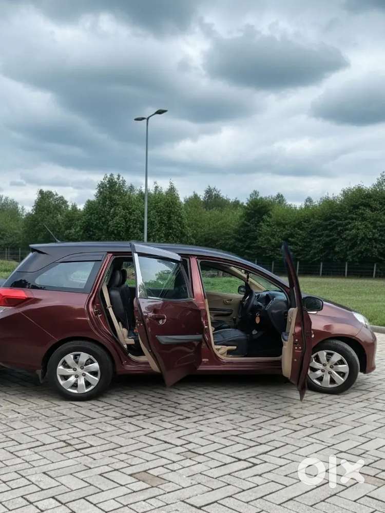 Honda Mobilio S Mt Petrol (2016) - Well Maintained Second Owner
