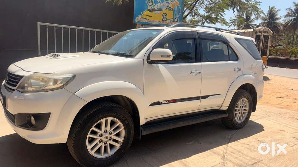 Toyota Fortuner Diesel 2012