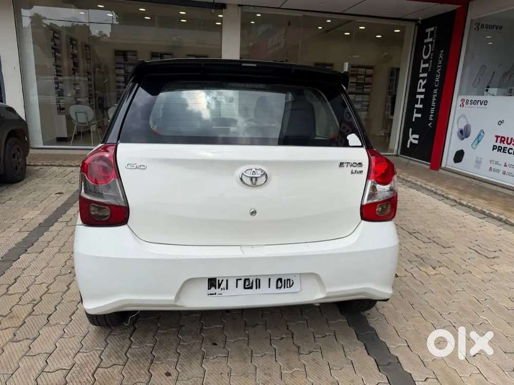 Toyota Etios Liva 2016