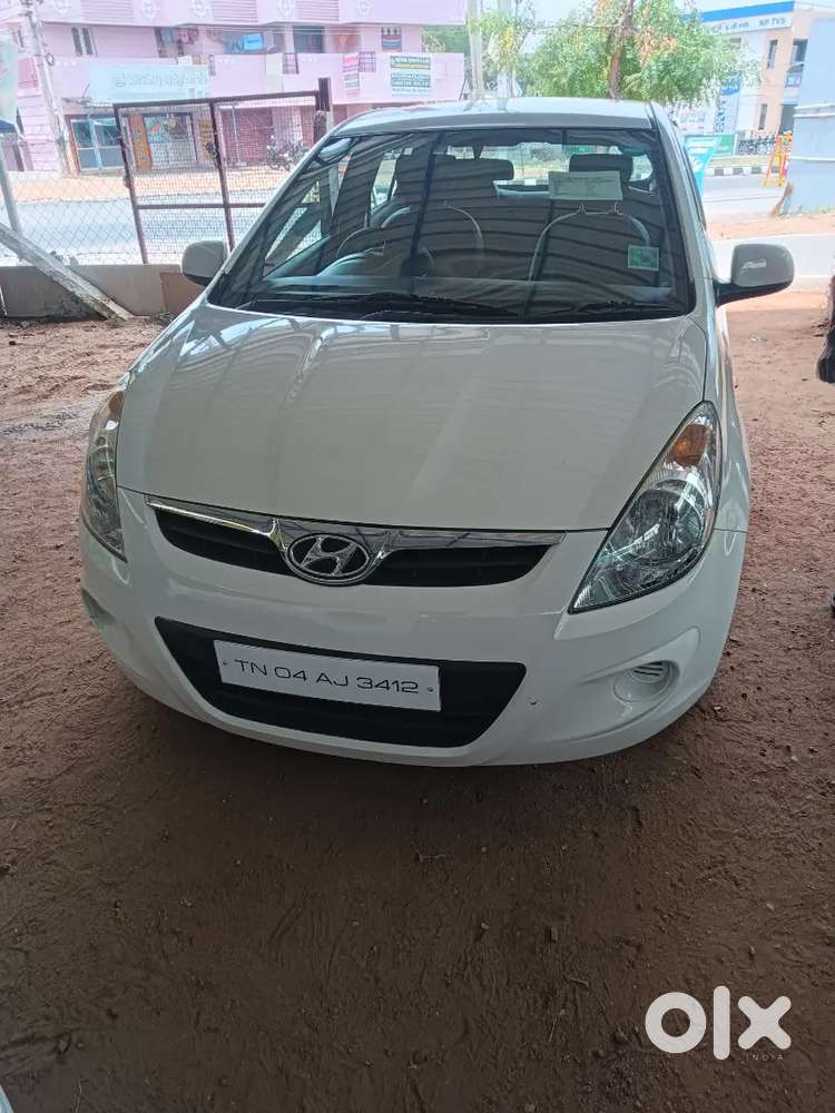Hyundai I20 2012 Petrol 60000 Km Driven