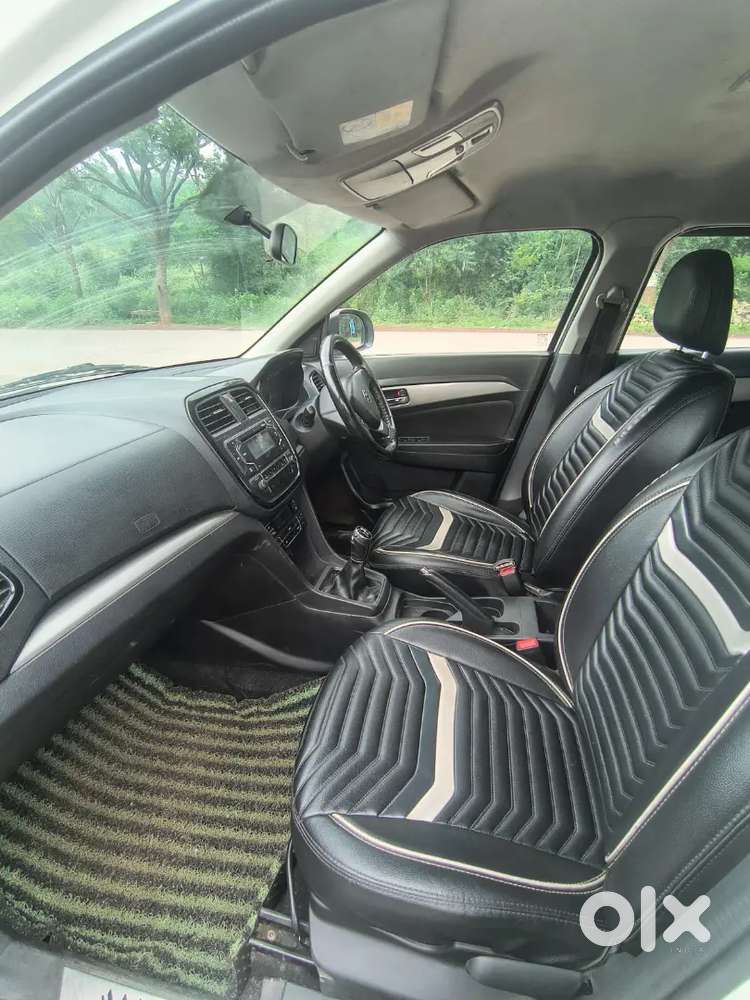 Maruti Suzuki Brezza Zdi 2019//rear Tyre 60% Frant Tyre 85%